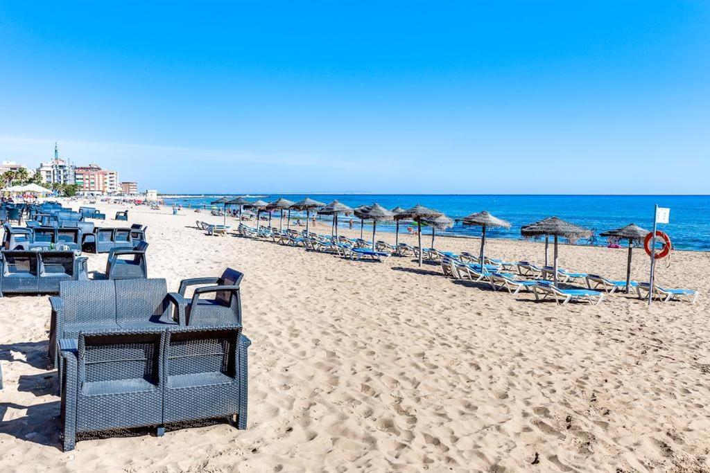Pinada Beach IV New & Comfort. Apartment, 1St Line To The Beach, Sunterrace+Pool 라 마타 외부 사진
